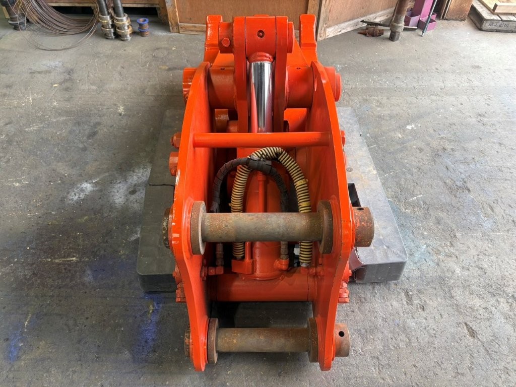 GV-200,0.7用チルトクロー,首振り,油圧式,フォーク,タグチ工業,アタッチメント,ショベル