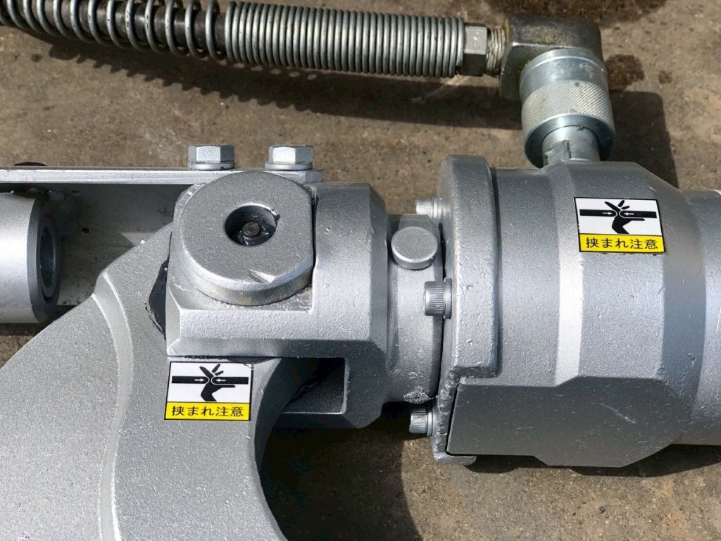 ハンドクラッシャー,HBC-1L,HL506,HC001-002,大割,ウォールクラッシャー,平戸金属,ショベル,ユンボ