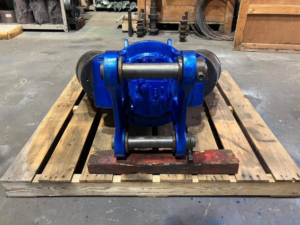 中古機,大割機,オカダアイヨン,TSWB-500,0.2用,ユンボ,ショベル,アタッチメント,大割