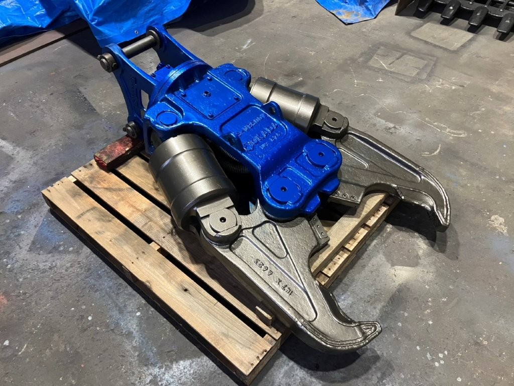 中古機,大割機,オカダアイヨン,TSWB-500,0.2用,ユンボ,ショベル,アタッチメント,大割