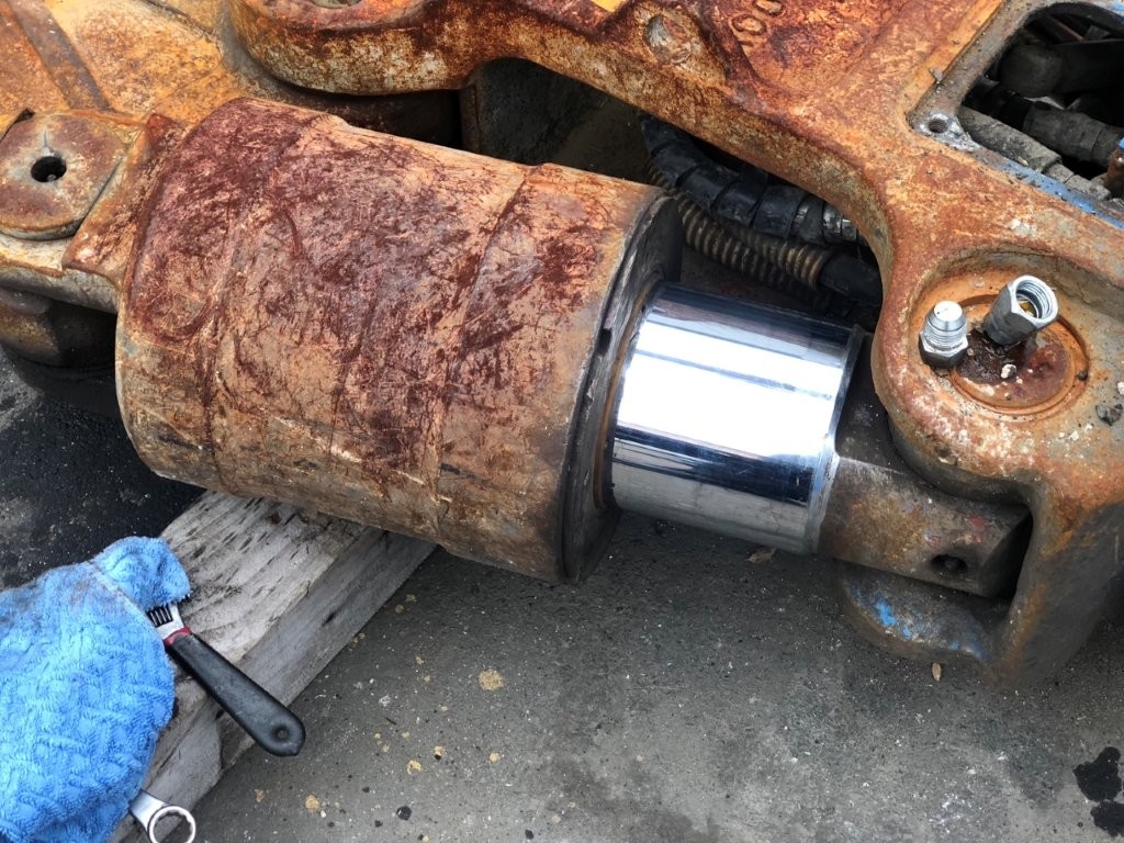 TS-WB500,中古機,ショベル,ユンボ,大割機,オカダアイヨン,0.2,アタッチメント