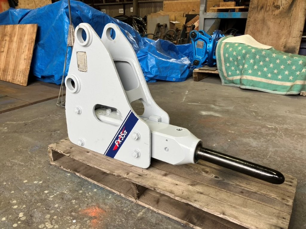 FX35,ブレーカー,0.1,中古機,ショベル,古河ロックドリル,現状販売