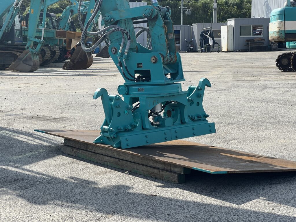 徳光建機,マットイーグル,鉄敷板,電磁石,バッテリー,ショベル